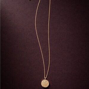 Gold Hammered Disc Pendant Necklace - Women Jewelry